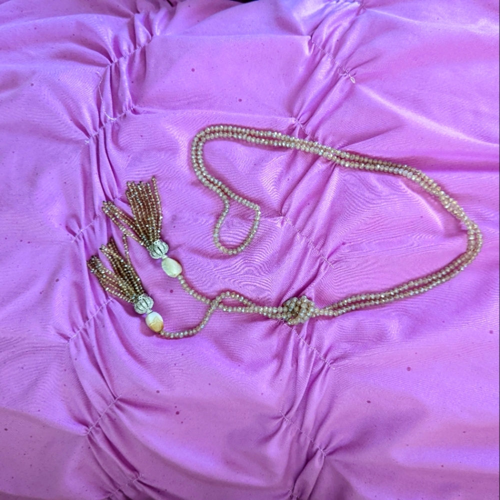 Helena Sai handmade gorgeous sotuar necklace with Swarovski elements - Picture 4 of 4